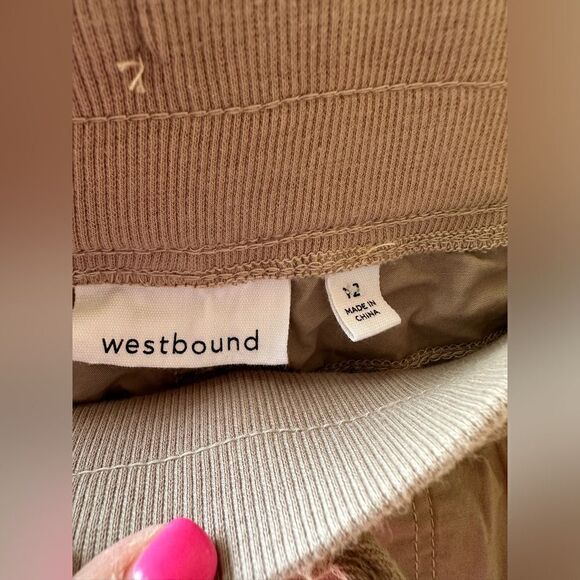 NWOT Westbound Capris - Picture 2 of 3